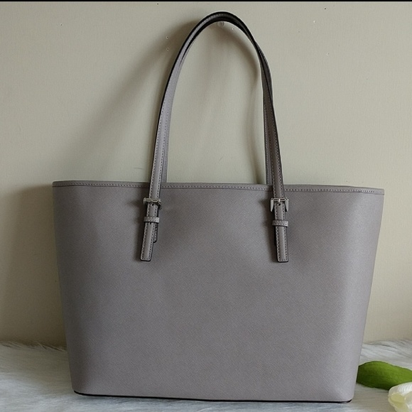 NEW🌺FREE🛍️🌺 BEAUTIFUL MICHAEL KORS TOTES.nwt - Picture 2 of 8
